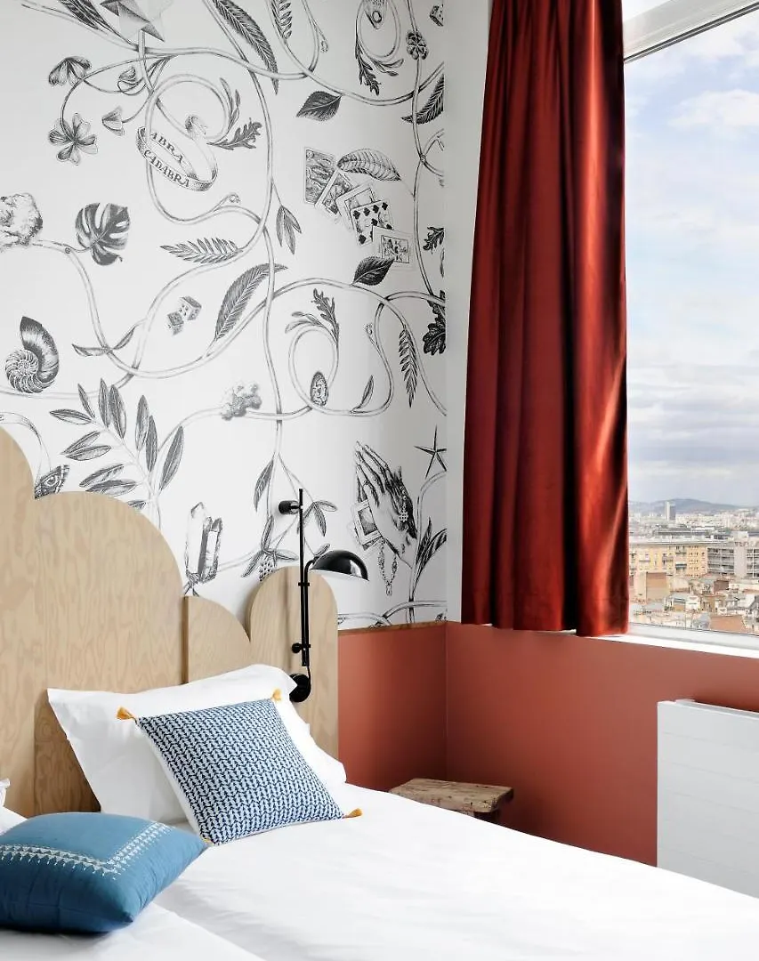 Caulaincourt Montmartre By Hiphophostels Paris Hostel