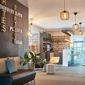 Kyriad Gare - Grand Palais 3*, Lille France