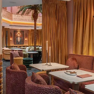 Hotel Boudoir Des Muses, Paris