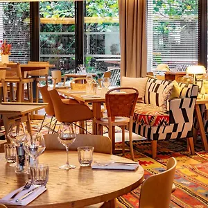 Otel M, Paris