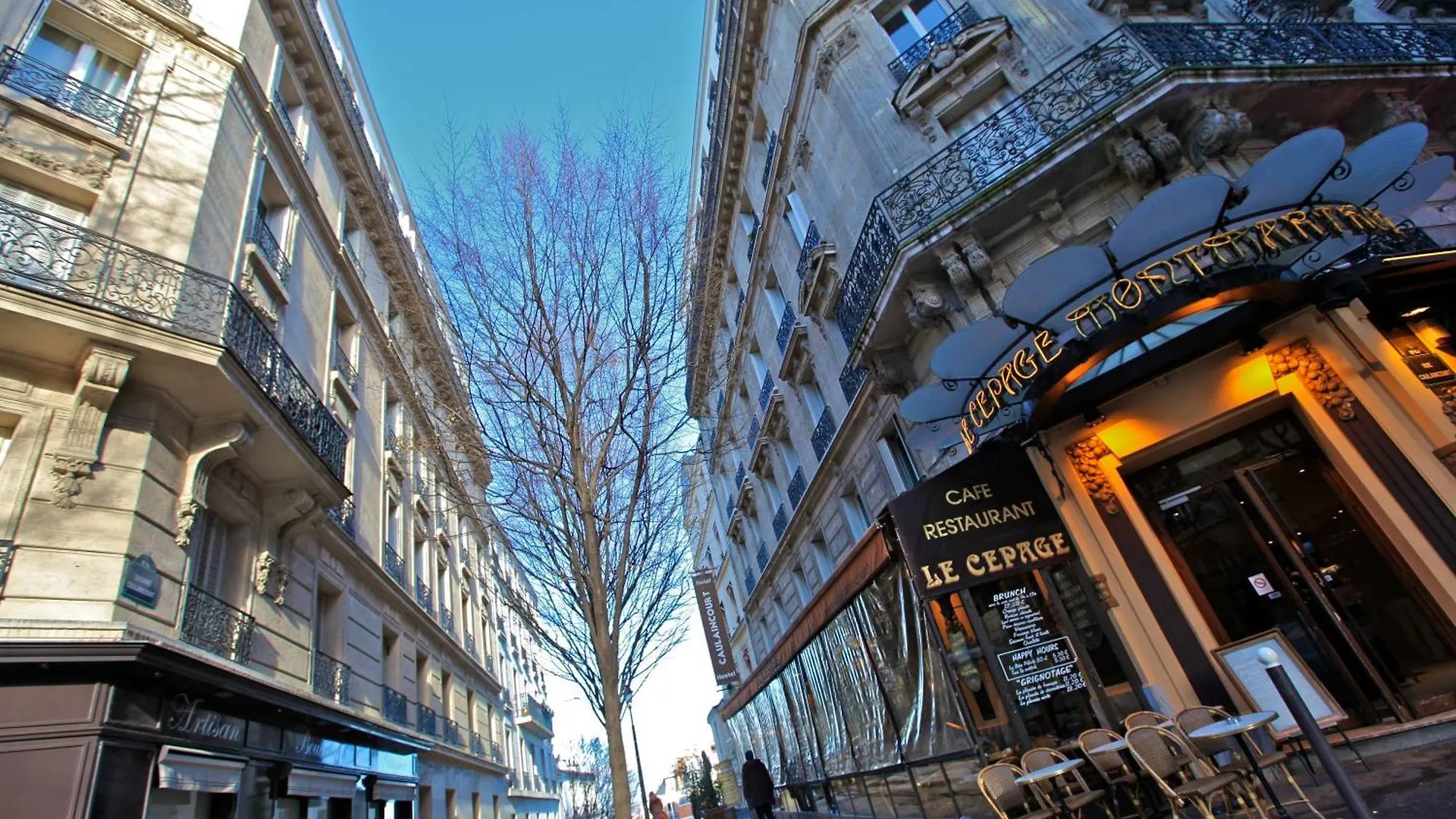 Caulaincourt Montmartre By Hiphophostels Paris